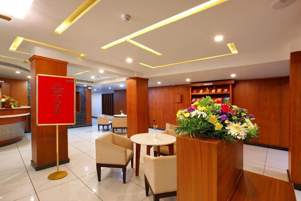 Sreevalsam Residency Kulanada Hotel Tamarakulam Luaran gambar