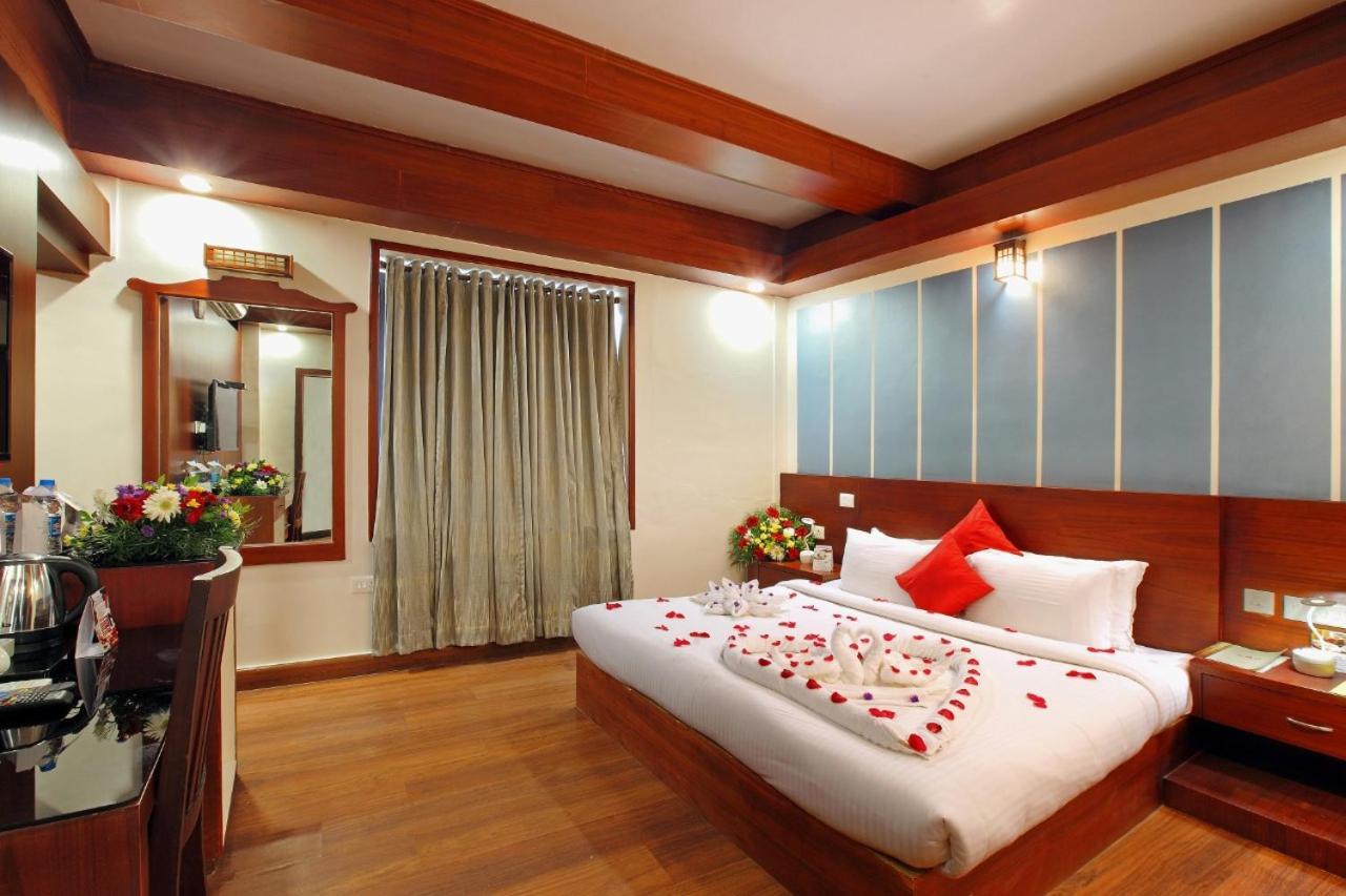 Sreevalsam Residency Kulanada Hotel Tamarakulam Luaran gambar
